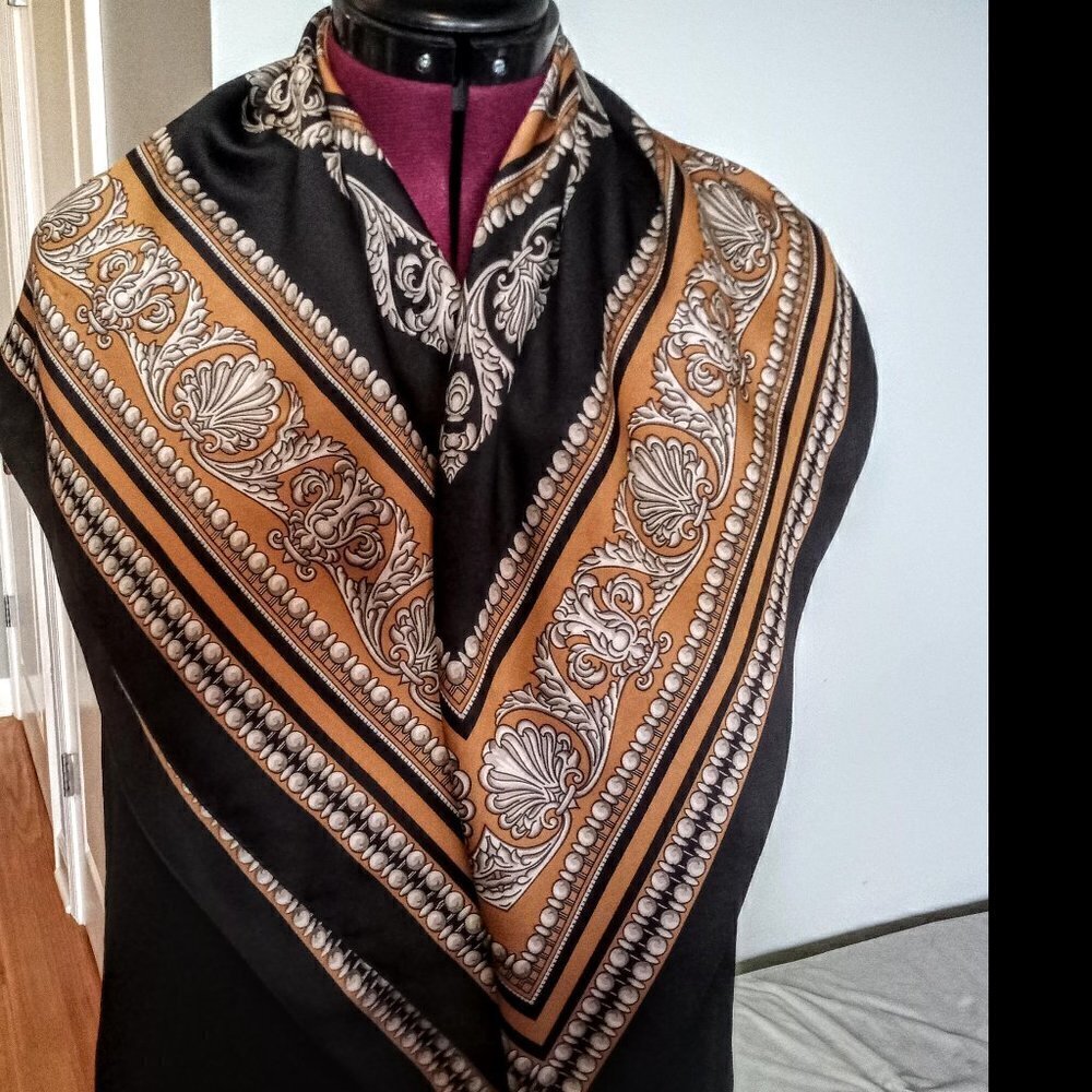 Vintage Jaclyn Smith Black & Cinnamon Brown Scarf